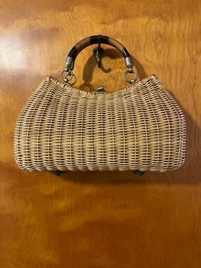 Vintage Woven Rattan Top-Handle Bag in Light Brown with Dark Brown Handle